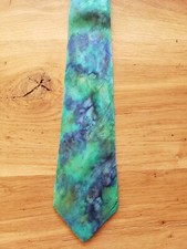 Seidenkrawatte 100 % Seide Seidenmalerei Jaquard Handarbeit