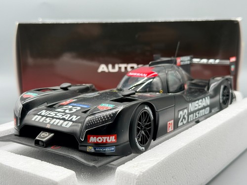 Modellautos autoart - 1:18,