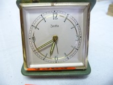 4263.         Alte Wecker