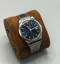 Omega Genève Hand-Winding Ref. 136.0102 – 35mm Blue Dial, 70s Vintage