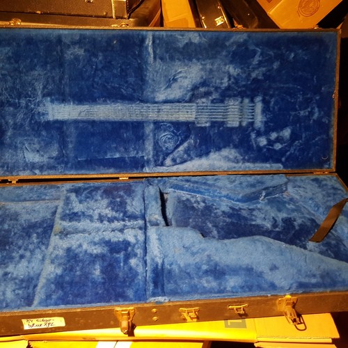 1983 gibson explorer case usa - case,