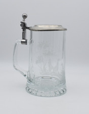 Glas Bierkrug mit Zinndeckel