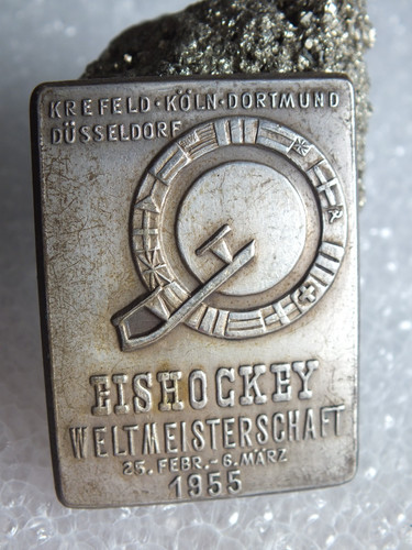 Brosche eishockey wm - 22, 1955
