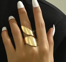 Ring Eleganter Goldfarbener Wickelring - Schlichtes Stilvoller Statement-Schmuck
