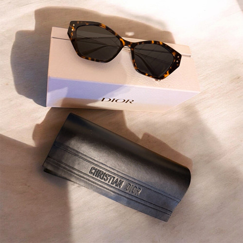 Brand new christian dior - brand,