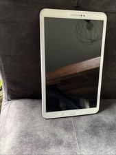Samsung Galaxy Tab A6 SM-T580 weiß  defekt Ersatzteile