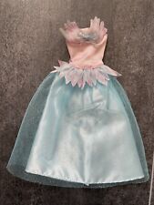 Barbie Fairytale Collection Princess Prinzessin Odette Fashion Kleid Dress