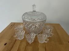 Klassisches Glass‐Bowle-Set