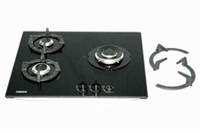 Zanussi ZGO68330BA Gaskochfeld, 60 cm, 3-flammig, Frontsteuerung, Wok-Brenner