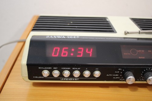 Alter wecker radiowecker - alter, /