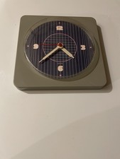 Retro Design Wanduhr 80er 90er