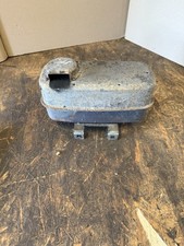 Aufsitzmäher Auspuff