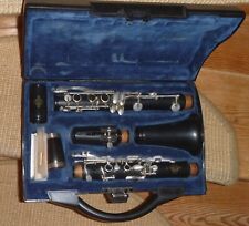 Buffet Crampon Paris Klarinette B 10 im Koffer, mit Blättchen,2 Mundstücke