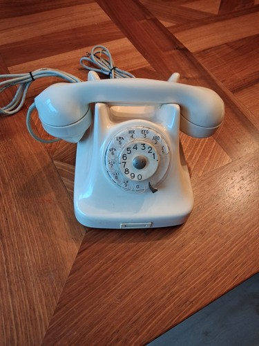 Bakelit wählscheibentelefon - bakelit,