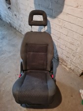 VW Sharan 7M Einzelsitz Mitte/Links Autositz 123 456 789 C