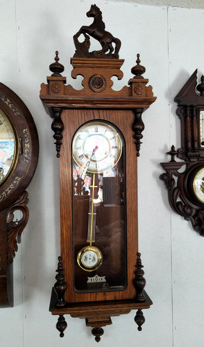 Alte vintage wanduhr - alte,