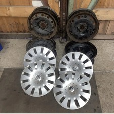 Satz Stahlfelgen  6Jx15 H2 ET43 VW Polo 9N/9N3 /VW Fox mit passenden Radkappen