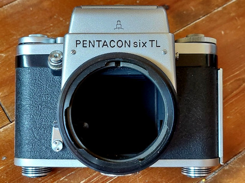 Pentacon six body - pentacon,
