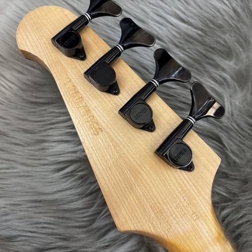 Gibson bass 4th n - eb,