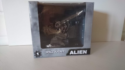 Neca cinemachines alien - neca,