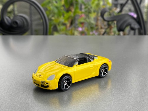 Hot wheels porsche cayman - hot,