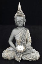 Buddha Figur mit