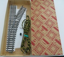 Kleinbahn Weiche 533 H0 elektromagnetisch rechts weißer Unterbau in OVP #8558