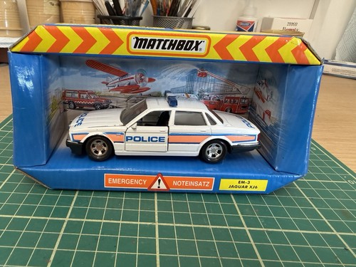 Matchbox jaguar xj6 - matchbox,