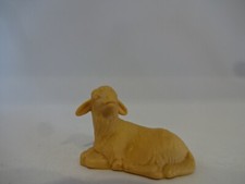 Altfigur / Bauernhoftiere / Sitzendes beiges Schaf