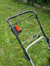 Elektrorasenmäher,  defekt,  unbekannter Fehler 