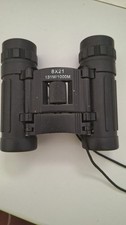 Ein 8x21 Fernglas