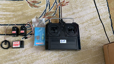 27 MHz Sender&Empf + 2 servo motor + neu 27,045 quarz