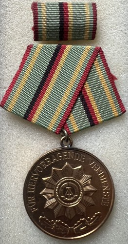 Ddr orden medaille - ,