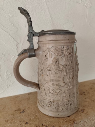 Alter steinzeugkrug mit - alter,