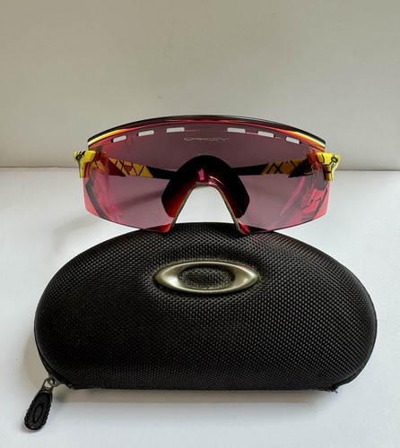 Oakley encoder stike - vented,