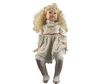 Monika Levenig Künstlerpuppe