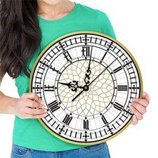 Leise hängende Big Ben-Uhr