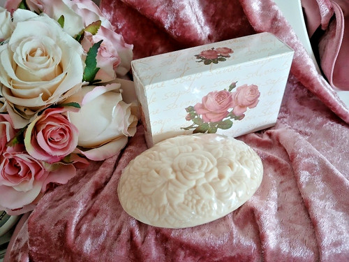Rosenblüten seife - rosenblüten-seife,