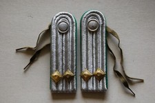 Schulterstücke Leutnant Grenztruppen,Volkspolizei,mit Knöpfen und Senkeln