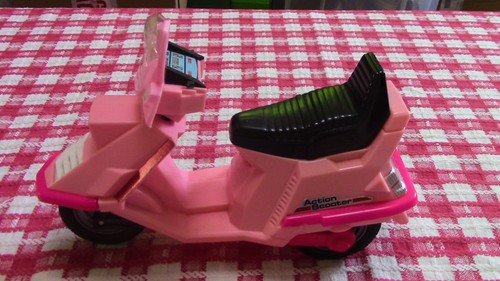Barbie action scooter - barbie, von