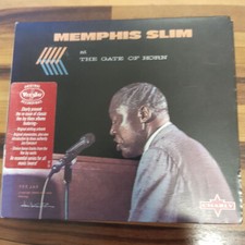 MEMPHIS SLIM: At The Gate Of Horn  DIG  > EX/VG+(CD)