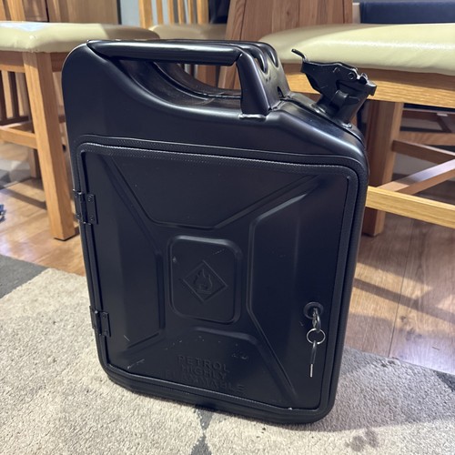 Jerry can minibar - jerry, in