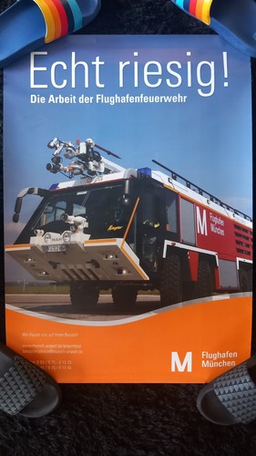 Neu xxl flughafen - xxl, feuerwehr