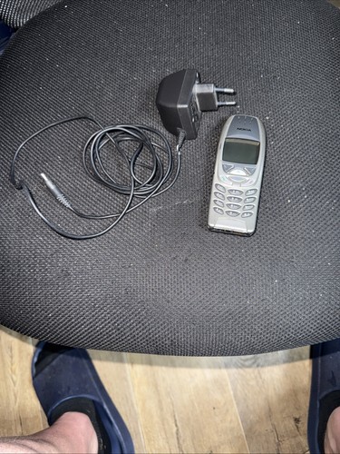 Nokia classic 6310i - ,