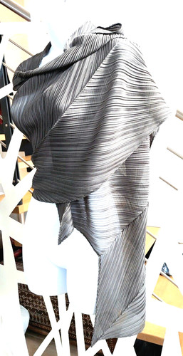 Miyake plissee please - *****miyake,