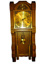 Wanduhr mit Pendel Eiche-rustikal Uhr Unikat mit Quartz Uhrwerk