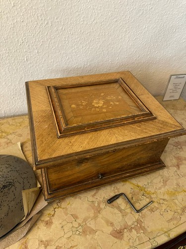 Polyphon antik mit lochplatten - antik,