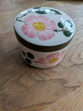 Villeroy & Boch Wildrose Deckeldose Runddose 13 cm kmit leinem Defekt im Deckel