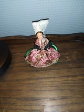 Alte winzige Puppe-Petit