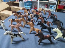 Playmobil - 22 Stück Pferde